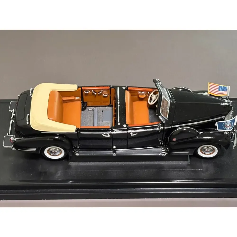 Road Signatures 1938 Cadillac V-16 Presidential Limo Diecast 1:24 Roosevelt
